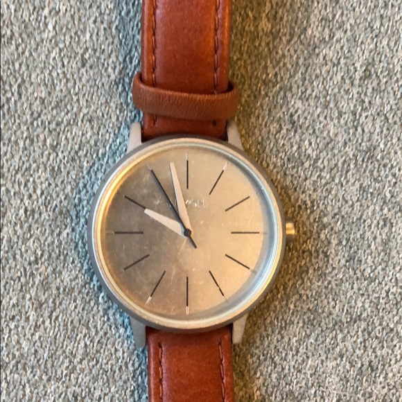 Nixon saddle leather watch